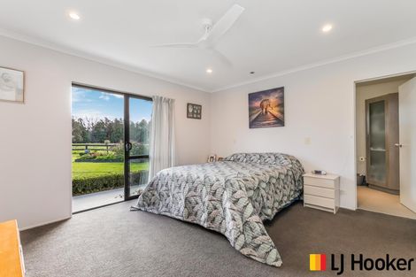 Photo of property in 89 Burnside Road, Ardmore, Papakura, 2582