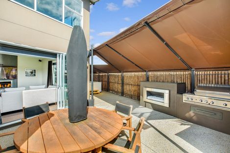 Photo of property in 28 Stranraer Crescent, Wattle Downs, Auckland, 2103