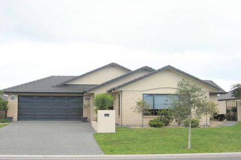 Photo of property in 10 Rota Close, Papamoa Beach, Papamoa, 3118