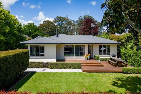 Photo of property in 69 Princes Street, Cambridge, 3434