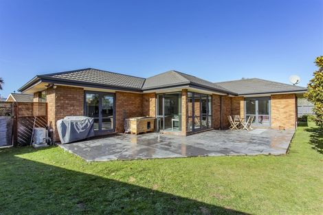 Photo of property in 16 Wyber Place, Kaiapoi, 7630
