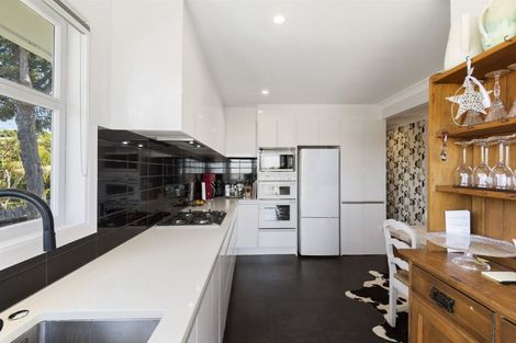 Photo of property in 1/63 Gladstone Road, Northcote, Auckland, 0627