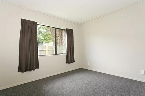 Photo of property in 1/37 Compton Crescent, Taita, Lower Hutt, 5011