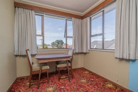 Photo of property in 72 Kelman Road, Kelston, Auckland, 0602