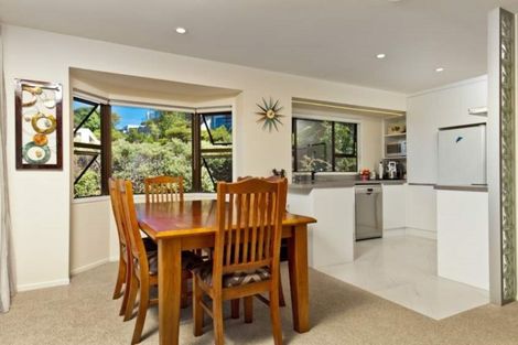 Photo of property in 1/30 Manly Esplanade, Browns Bay, Auckland, 0630