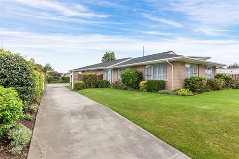 Photo of property in 22 Bucknell Street, Sockburn, Christchurch, 8042