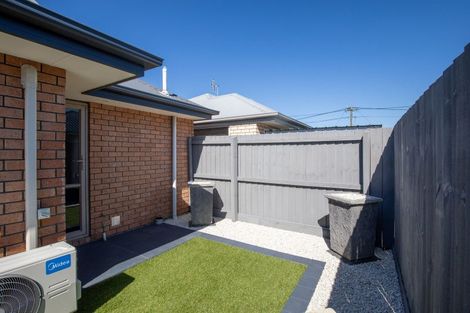 Photo of property in 8b Mortlake Street, Islington, Christchurch, 8042
