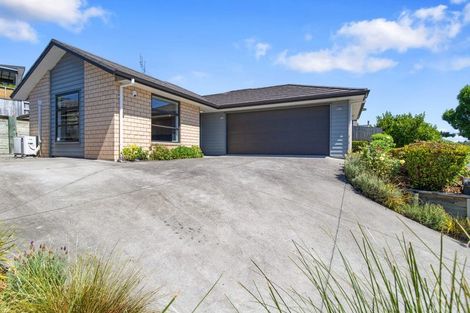 Photo of property in 32 Tupelo Street, Pukete, Hamilton, 3200