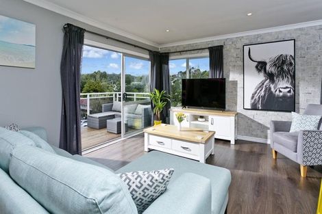 Photo of property in 7 Beeche Place, Birkdale, Auckland, 0626