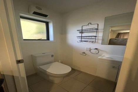 Photo of property in 17 Nortons Road, Avonhead, Christchurch, 8042