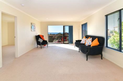 Photo of property in 18 Alverna View, Gulf Harbour, Whangaparaoa, 0930