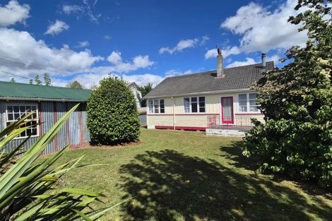 Photo of property in 18 Takahe Street, Taihape, 4720