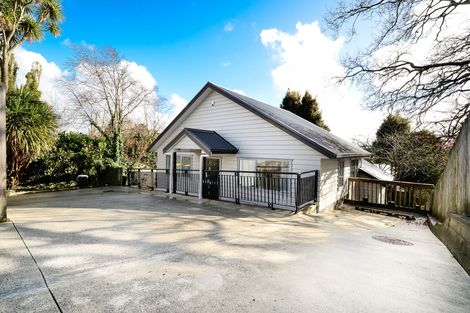 Photo of property in 7a Seymour Road, Sunnyvale, Auckland, 0612