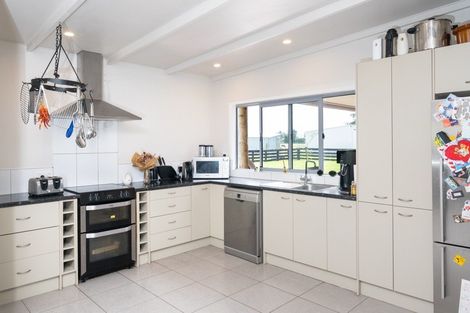 Photo of property in 3751 State Highway 50, Maraekakaho, Hastings, 4171