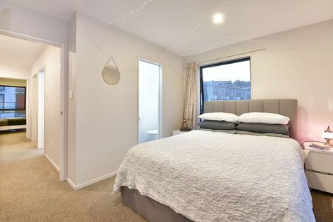 Photo of property in 13 Makamaka Lane, Albany Heights, Auckland, 0632