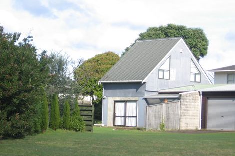 Photo of property in 14b Courtney Place, Pauanui, Hikuai, 3579