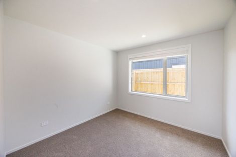 Photo of property in 68 Atlantic Drive, Fitzherbert, Palmerston North, 4410