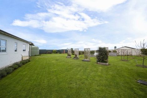 Photo of property in 908 Ararata Road, Ararata, Hawera, 4674