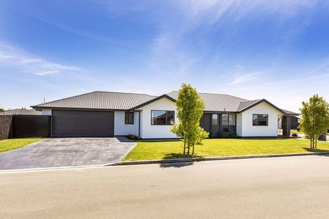 Photo of property in 12 Salkeld Place, Woodend, 7610