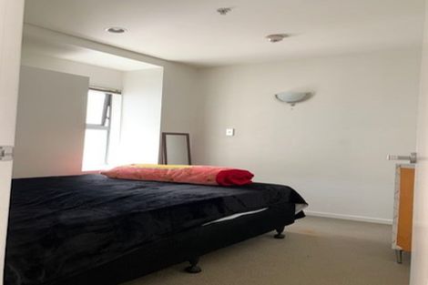 Photo of property in Alpha Apartments, 608/17 Vogel Lane, Auckland Central, Auckland, 1010