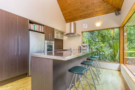 Photo of property in 409 Titirangi Road, Titirangi, Auckland, 0604