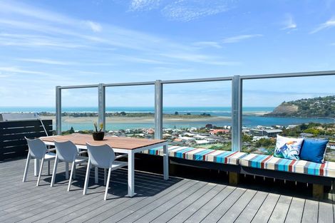 Photo of property in 22a Glendevere Terrace, Redcliffs, Christchurch, 8081