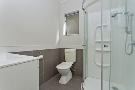 Photo of property in 589d East Coast Road, Browns Bay, Auckland, 0632