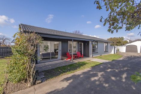 Photo of property in 43 Sarabande Avenue, Redwood, Christchurch, 8051