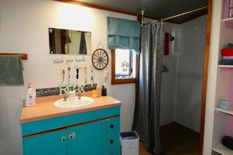 Photo of property in 58 Brougham Street, Westport, 7825