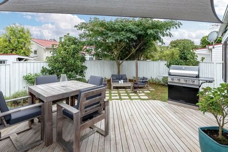 Photo of property in 6/65 Moore Street, Howick, Auckland, 2014