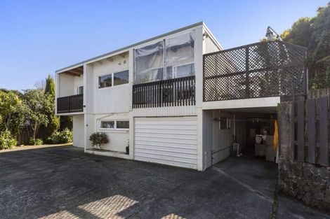 Photo of property in 2/45 Girrahween Drive, Totara Vale, Auckland, 0629
