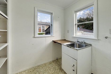 Photo of property in 33 Cadman Street, Dannevirke, 4930