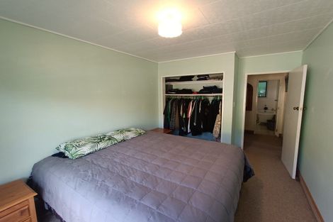 Photo of property in 45 Wairau Road, Picton, 7220