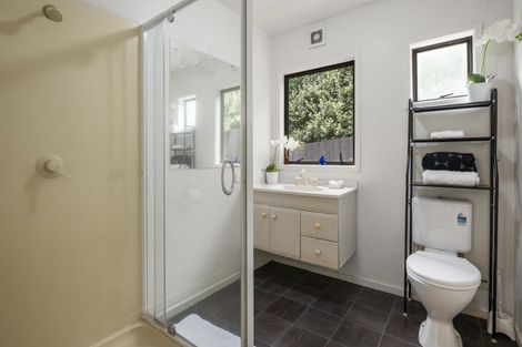 Photo of property in 10c Matipo Road, Mairangi Bay, Auckland, 0630