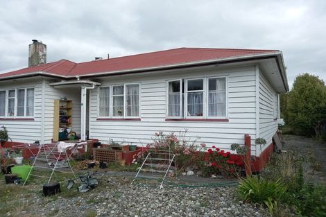 Photo of property in 9 Bridge Street, Tuatapere, 9620