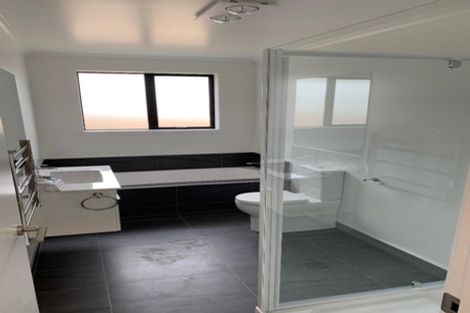 Photo of property in 30 Ladeira Place, Fitzroy, Hamilton, 3206