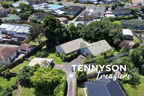 Photo of property in 16 Tennyson Street, Trentham, Upper Hutt, 5018