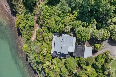 Photo of property in 6348 Christchurch Akaroa Road, Robinsons Bay, 7581