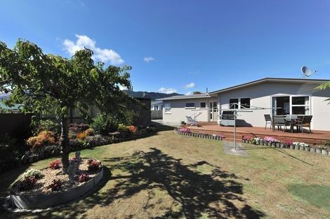 Photo of property in 18 Todd Place, Richmond, 7020