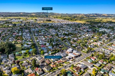 Photo of property in 1/66 Clevedon Road, Papakura, 2110