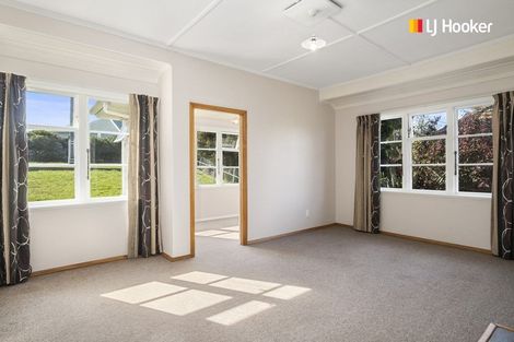 Photo of property in 52 Puketai Street, Andersons Bay, Dunedin, 9013
