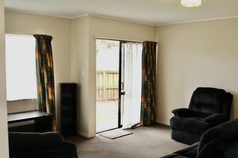 Photo of property in 2/24 Trevor Hosken Drive, Wiri, Auckland, 2104