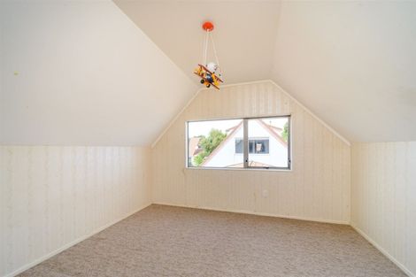Photo of property in 1 Marece Court, Palmerston North, 4410