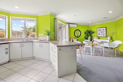 Photo of property in 6 Spinnaker Drive, Flagstaff, Hamilton, 3210