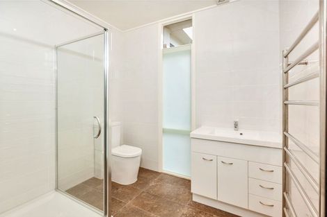 Photo of property in 15 Fordyce Avenue, Sunnyhills, Auckland, 2010