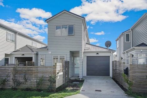 Photo of property in 15 Divide Loop, Takanini, 2112