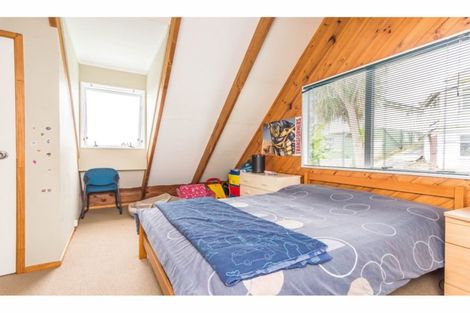 Photo of property in 1/63 Pleasant Road, Glen Eden, Auckland, 0602