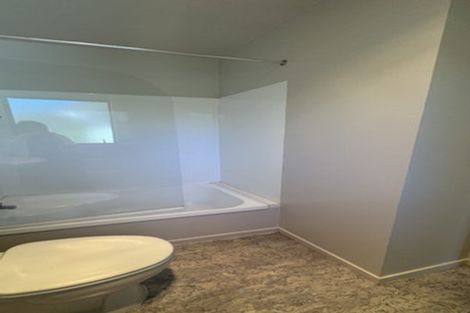 Photo of property in 4/26 Roanoke Way, Albany, Auckland, 0632