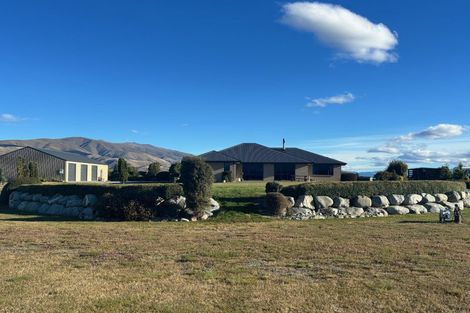 Photo of property in 19 The Drive, Twizel, 7999