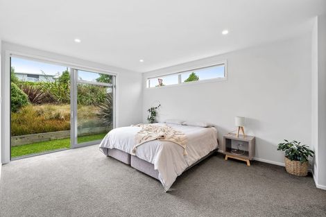 Photo of property in 45 Laly Haddon Place, Matakana, Warkworth, 0985
